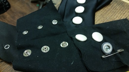buttons, buttonholes, covered buttons, dmbuttons, eyelets