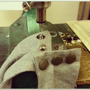 buttons, buttonholes, covered buttons, dmbuttons